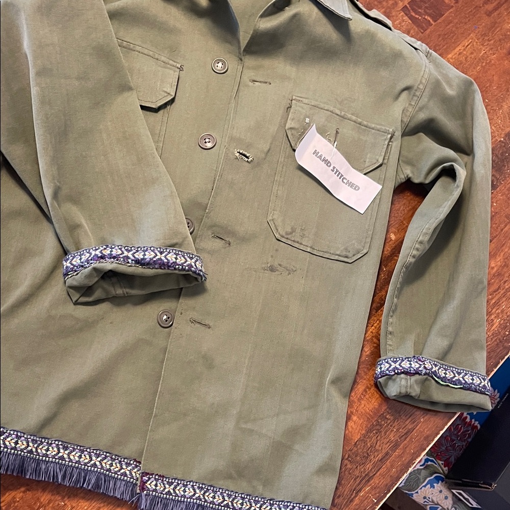 *handstitched* Olive Green Military Style Jacket with hand-embroidered trim - Picture 5 of 6